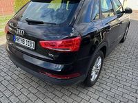 Gebraucht Audi Q3 120 PS (88 kW) 2016 Schwarz SUV