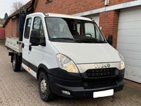 Gebraucht Iveco Daily 126 PS (92 kW) 2012 Weiß Limousine