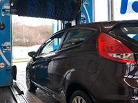 Gebraucht Ford Fiesta 82 PS (60 kW) 2009 Rot Kleinwagen