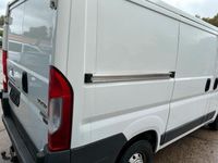 Gebraucht Peugeot Boxer Avantage 110 PS (80 kW) 2017 Weiß Van