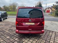 Gebraucht VW Multivan Generation Six 199 PS (146 kW) 2020 Fortanarot metallic Van / Kleinbus