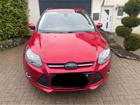 Gebraucht Ford Focus 125 PS (91 kW) 2014 Rot Limousine