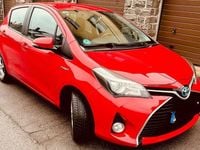 Gebraucht Toyota Yaris 101 PS (74 kW) 2014 Rot Kleinwagen