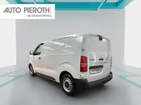 Neu Opel Vivaro-e Combi S 120 PS (88 kW) 2026 Weiß Van / Kleinbus
