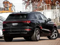 Nowe Audi Q6 e-tron Performance 225 kW (306 KM) 2026 Czarny SUV
