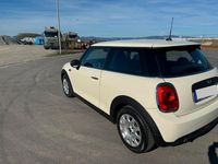 Usata Mini ONE 102 CV (75 kW) 2016 Beige Utilitaria