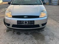 Gebraucht Ford Fiesta 80 PS (58 kW) 2005 Silber Kleinwagen