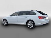 Gebraucht Skoda Superb Style 200 PS (147 kW) 2022 Weiß Kombi