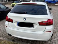 Gebraucht BMW 520 Luxury Line 190 PS (139 kW) 2016 Weiß Kombi