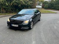Gebraucht Mercedes C200 184 PS (135 kW) 2011 Schwarz Limousine