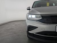 Gebraucht VW Tiguan Life 190 PS (139 kW) 2023 Reflexsilber SUV