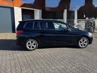 Używany BMW 218 Advantage 150 KM (110 kW) 2017 Czarny Kombi