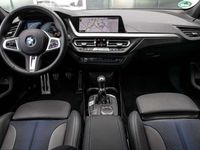 gebraucht BMW 118 i M Sportpaket Navi LED PDC Lenkradhzg Sitzhz