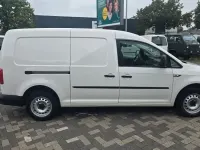 Second-hand VW Caddy Maxi 102 CP (75 kW) 2019 Alb Monovolum