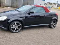 Gebraucht Opel Tigra 90 PS (66 kW) 2008 Schwarz Cabrio