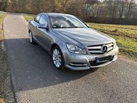 Gebraucht Mercedes C180 156 PS (114 kW) 2012 Grau Coupé