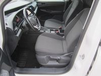 Gebraucht VW Caddy Basis 122 PS (89 kW) 2022 Weiss Van / Kleinbus