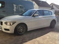 Gebraucht BMW 114 102 PS (75 kW) 2013 Weiß Kleinwagen