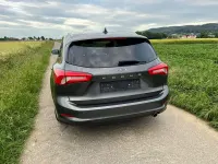 Gebraucht Ford Focus Cool & Connect 120 PS (88 kW) 2020 Grau Kombi