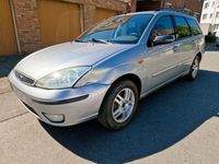 Gebraucht Ford Focus 101 PS (74 kW) 2003 Grau metallik (metallic) Kombi