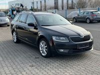 gebraucht Skoda Octavia Combi Style / AT / SHZG / ACC/NAVI/PANO