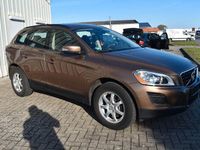 Gebraucht Volvo XC60 Kinetic 163 PS (119 kW) 2011 Braun SUV