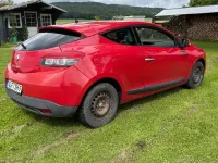 Gebraucht Renault Mégane Coupé Dynamique 110 PS (80 kW) 2009 Rot Coupé