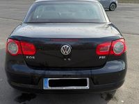 Gebraucht VW Eos 115 PS (84 kW) 2006 Schwarz Cabrio