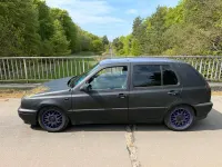 Gebraucht VW Golf III 75 PS (55 kW) 1994 Schwarz Kleinwagen