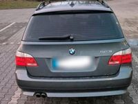 Gebraucht BMW 523 177 PS (130 kW) 2006 Grau Kombi