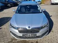 Gebraucht Skoda Superb 150 PS (110 kW) 2023 Silber Limousine