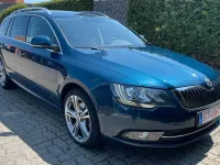 Gebraucht Skoda Superb Ambition 160 PS (117 kW) 2014 Blau Kombi