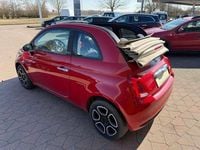 Gebraucht Fiat 500 Dolcevita 71 PS (52 kW) 2023 Rot Cabrio