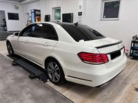 Gebraucht Mercedes E250 204 PS (150 kW) 2013 Weiß Limousine
