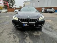 Gebraucht BMW 520 184 PS (135 kW) 2011 Schwarz Kombi
