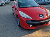 Gebraucht Peugeot 207 Urban Move 73 PS (53 kW) 2009 Rot Kleinwagen