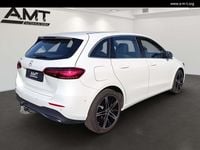 Gebraucht Mercedes B250e Progressive 163 PS (119 kW) 2024 Polarweiß Van / Kleinbus