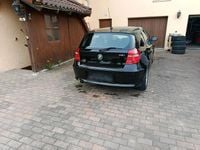 Second-hand BMW 116 122 CP (89 kW) 2011 Negru Hatchback