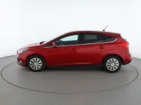 Używany Ford Focus Cool & Connect 155 KM (114 kW) 2018 Czerwony Sedan/Limuzyna
