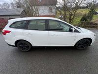 gebraucht Ford Focus Turnier 1.6 TDCi DPF Start-Stopp-System SYNC Editi