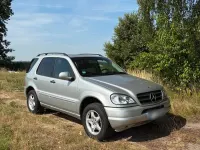 Gebraucht Mercedes ML320 218 PS (160 kW) 2001 Silber SUV
