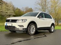 gebraucht VW Tiguan VW IQ.DRIVE 1.5 TSI OPF ACT Navi AHK ACC weiß