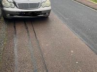 Gebraucht Mercedes C180 Elegance 143 PS (105 kW) 2004 Grau Limousine