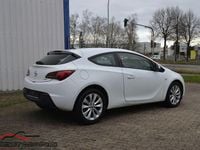 Gebraucht Opel Astra GTC Basis 136 PS (100 kW) 2015 Weiß Coupé