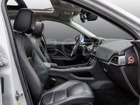 Gebraucht Jaguar F-Pace Prestige 340 PS (250 kW) 2017 Yulong white (weiß) SUV
