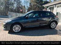 Gebraucht Renault Mégane LIMITED 116 PS (85 kW) 2015 Grau Limousine
