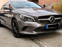 Gebraucht Mercedes CLA200 Shooting Brake 156 PS (114 kW) 2017 Grau Kombi