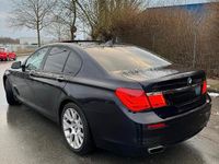 Gebraucht BMW 740 Shadowline 306 PS (225 kW) 2010 Schwarz Limousine
