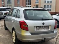 Gebraucht Skoda Fabia Ambiente 86 PS (63 kW) 2010 Silber Kombi