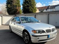Gebraucht BMW 318 143 PS (105 kW) 2002 Silber Limousine